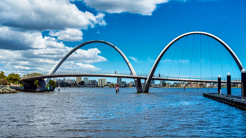 Elizabeth Quay in Perth - Bootsfahrt - ©Ric Jacyno -stock.adobe.com