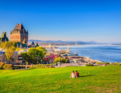 Quebec City am St. Lorenz Strom – © iKetsarin - stock.adobe.com