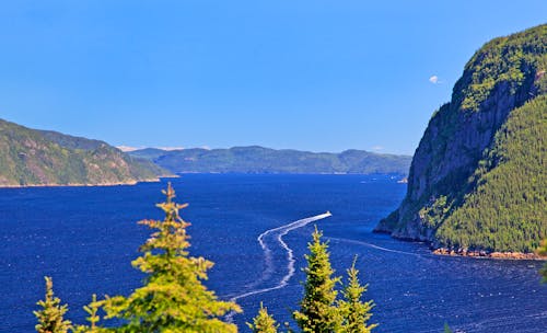Kreuzfahrt in den Saguenay Fjord - Provinz Quebec &ndash; &copy; vlad_g - stock.adobe.com