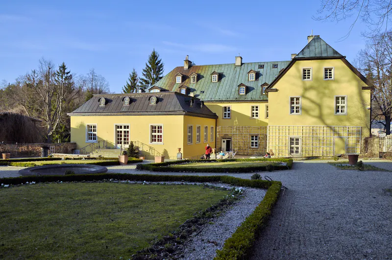 Schloss Stonsdorf - &copy;Strumyk - stock.adobe.com