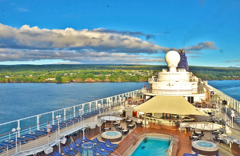 Schiff Pride of America im Hafen von Hilo - Big Island Hawaii - ©Anne Schröder - Eberhardt TRAVEL