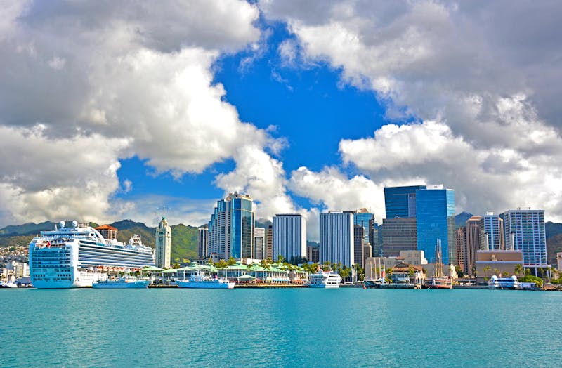 Hafen von Honolulu - Hawaii-Insel Oahu - ©Ryan - stock.adobe.com