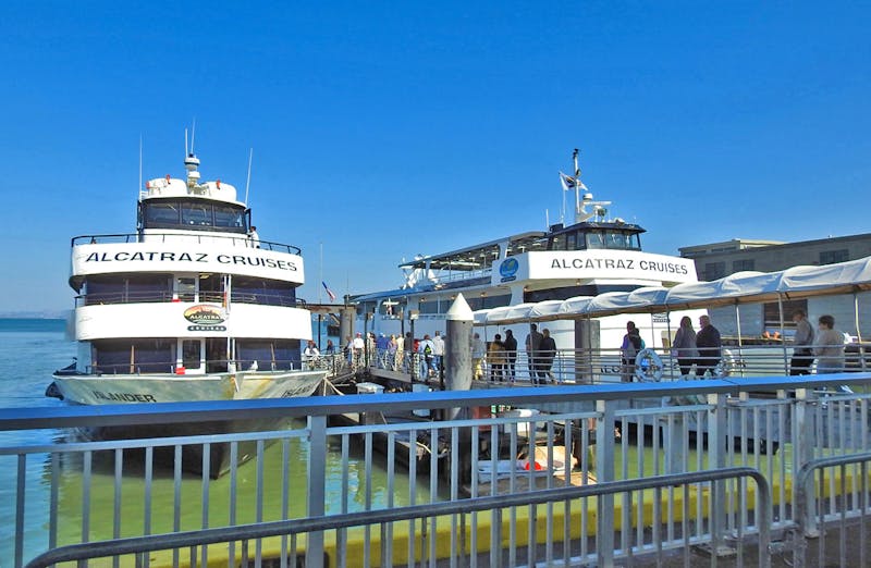 Fähren zur Gefängnisinsel Alcatraz vor San Francisco  - ©Sabine Letzybyll - Eberhardt TRAVEL