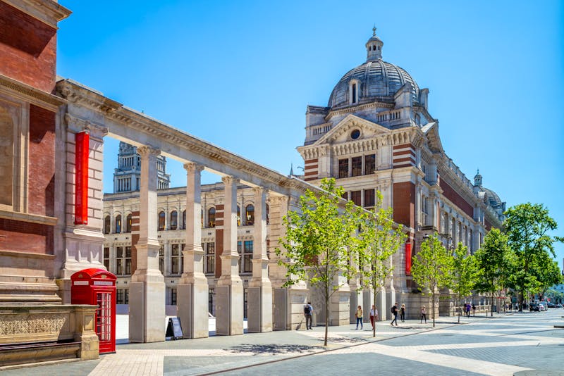 Victoria and Albert Museum in London - ©Richie Chan - stock.adobe.com