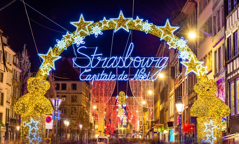 Strassburg - Weihnachtsmarkt in der Altstadt - ©Leonid Andronov - stock.adobe.com