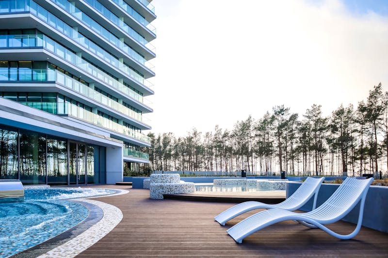 Außenbereich Wellnesszone Hotel Wave Miedzyzdroje Resort & Spa – ©Wave Miedzyzdroje Resort & Spa