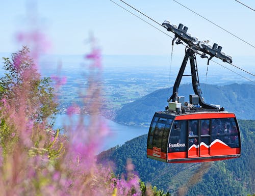 Seilbahn auf den Feuerkogel - Ebensee, Salzkammergut – © Wolfgang Spitzbart - stock.adobe.com