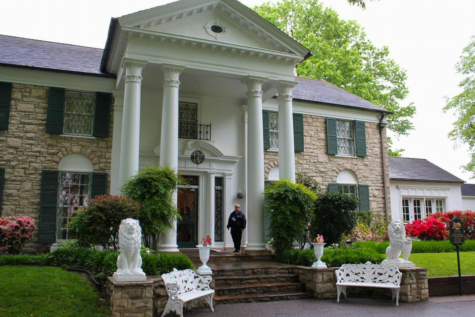 Graceland - das zu Hause von Elvis Presley - &copy;Elisa Müller - Eberhardt TRAVEL