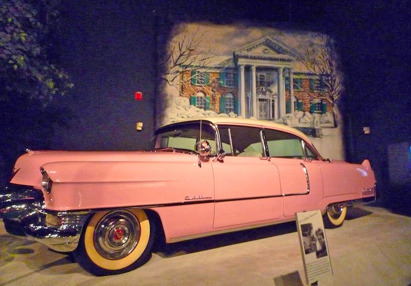 Elvis Presleys Cadillac in Graceland - ©Daniela Paulan - Eberhardt TRAVEL