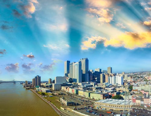 New Orleans am Mississippi  – © jovannig - stock.adobe.com