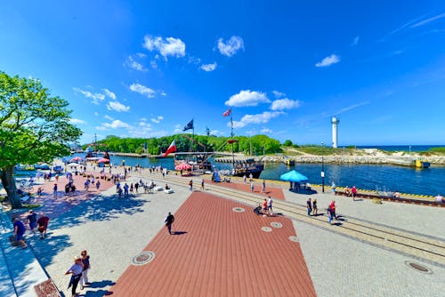 Hafeneinfahrt in Kolberg - Fluss Persante &ndash; &copy; Till Beck - stock.adobe.com