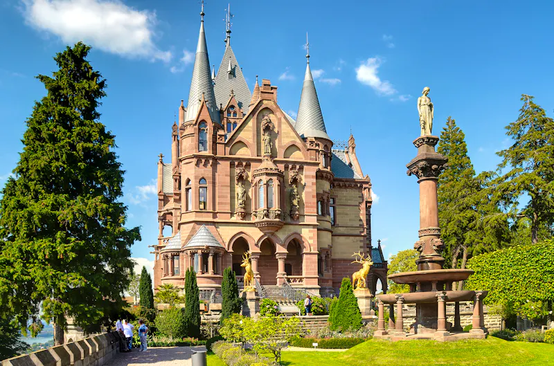Märchenschloss Drachenburg bei Bonn - &copy;Thomas Jablonski - stock.adobe.com