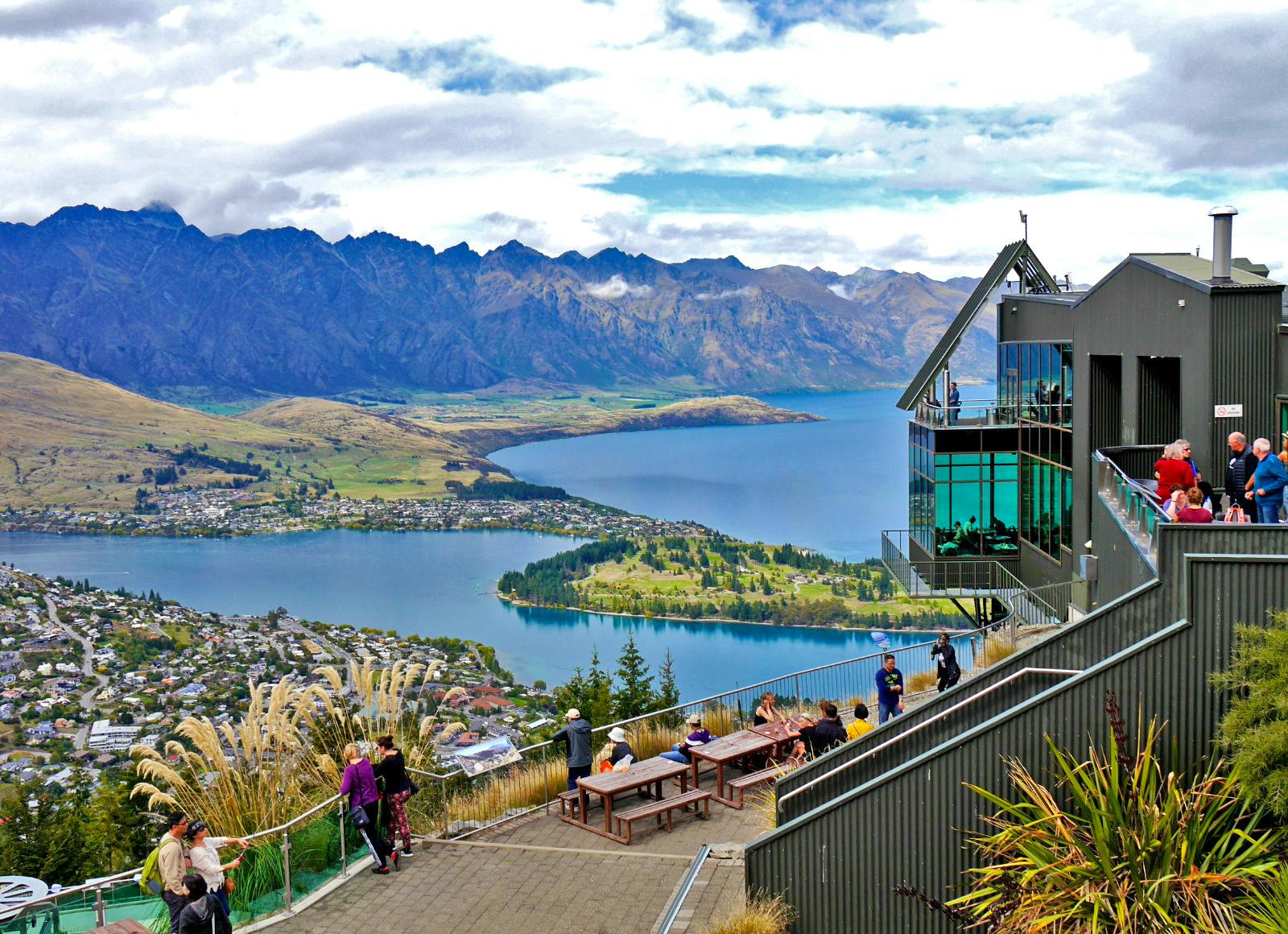 Auf dem Bob's Peak über Queenstown - &copy;Anna Stiebing - Eberhardt TRAVEL