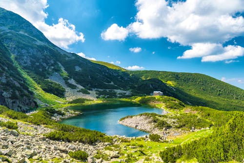 Rila-Seen in Bulgarien &ndash; &copy; Petar - stock.adobe.com