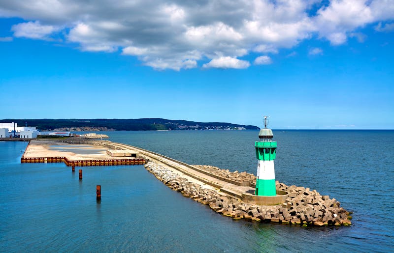 Hafeneinfahrt von Sassnitz - Insel Rügen - ©MrPat - stock.adobe.com