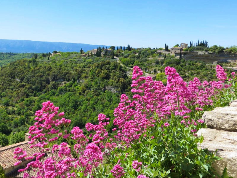 malerisches Gordes in der Provence - ©Jürgen Schmeißer - Eberhardt TRAVEL