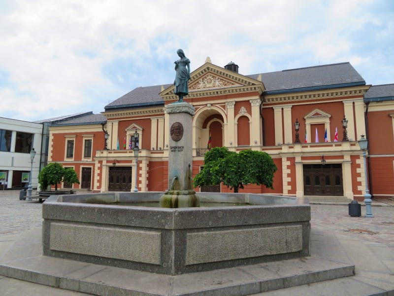 Ännchen von Tharau-Brunnen in Klaipeda -  - ©Dr. Jürgen Schmeißer für Eberhardt TRAVEL GmbH