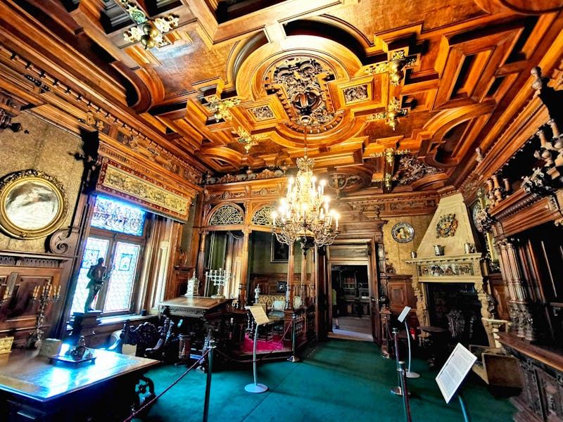 Prunkvolle Innenausstattung im Schloss Peles in den Südkarpaten - ©Simone Willner - Eberhardt TRAVEL