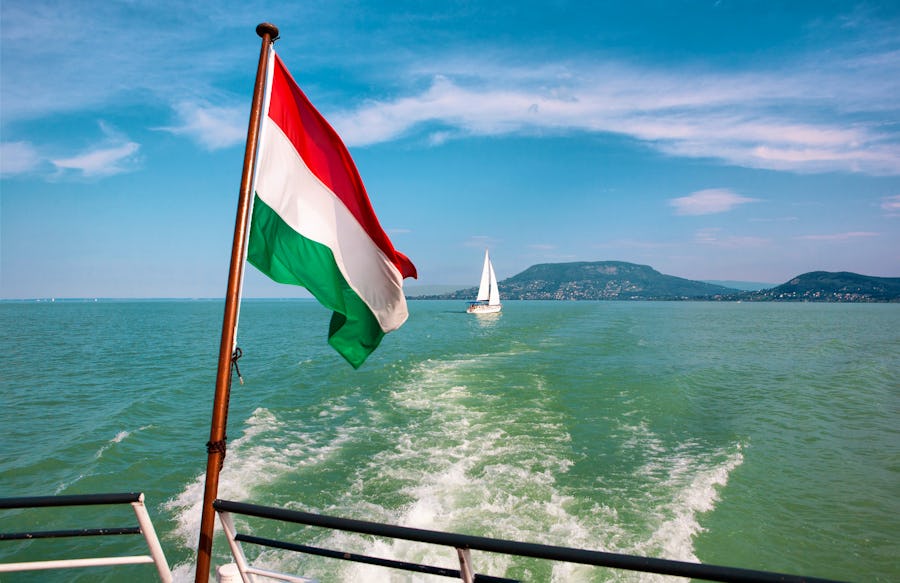 Schifffahrt auf dem Balaton - Plattensee in Ungarn – © andras_csontos - stock.adobe.com