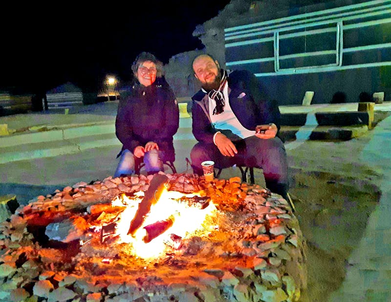 Unsere Reisleiter im Space Village Luxury Camp im Wadi Rum - ©Annett Müller - Eberhardt TRAVEL