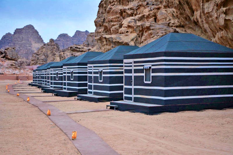 Zelte im Wadi Rum Space Village Luxury Camp - ©Wadi Rum Space Village Luxury Camp