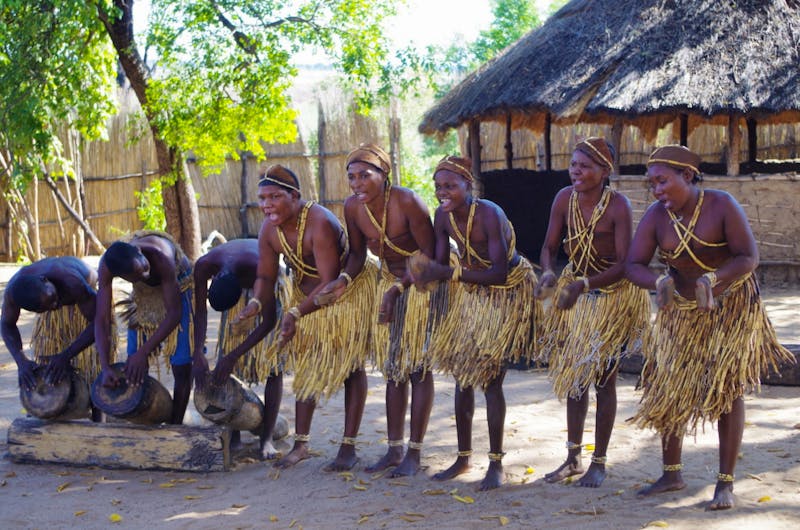 Besuch im Culture Village - Caprivi-Dorf - ©Annett Müller - Eberhardt TRAVEL