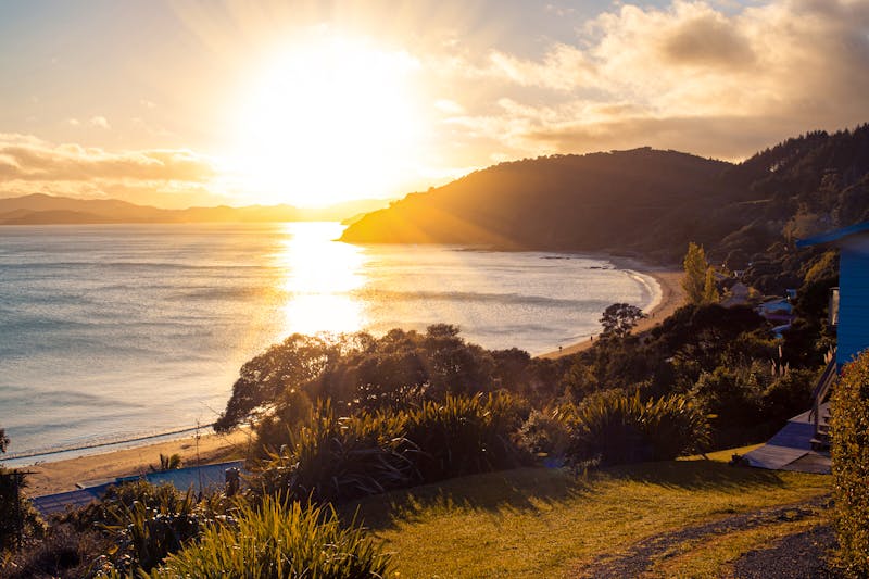 Sonnenuntergang an der Bay of Islands in Neuseeland - ©Sandwurm79@gmx.net - stock.adobe.com