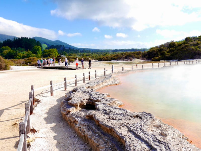 Geothermalgebiet Wai-O-Tapu auf Neuseelands Nordinsel - ©Anna Stiebing - Eberhardt TRAVEL