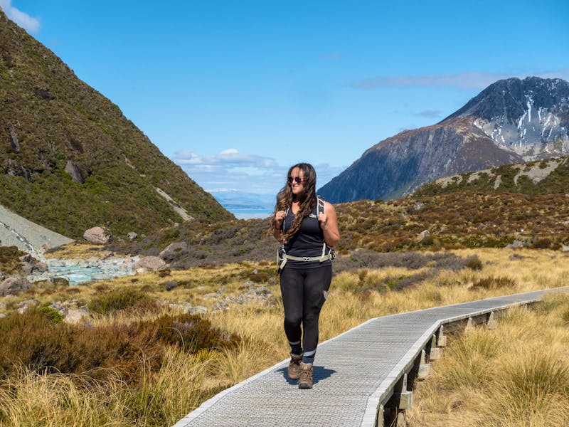 Wanderung im Hooker Valley auf der Südinsel Neuseelands - ©Arhiliel - stock.adobe.com