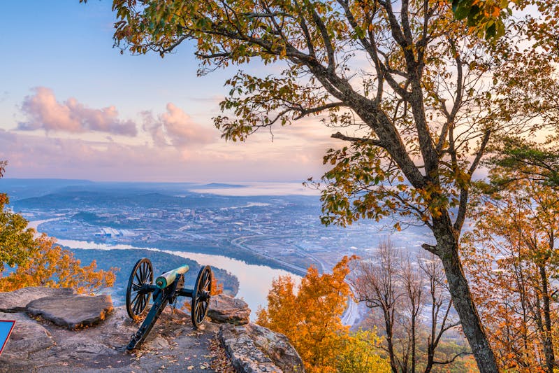 Blick vom Lookout Mountain auf Chattanooga in Tennessee - ©Sean Pavone 2020 - stock.adobe.com