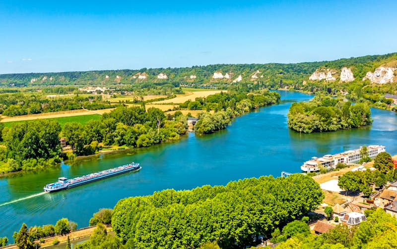 Tal der Seine bei Les Andelys - ©Oliver Hlavaty - stock.adobe.com