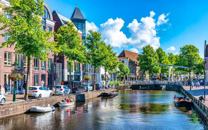 Blick auf einen Kanal in Alkmaar - ©Comofoto - stock.adobe.com