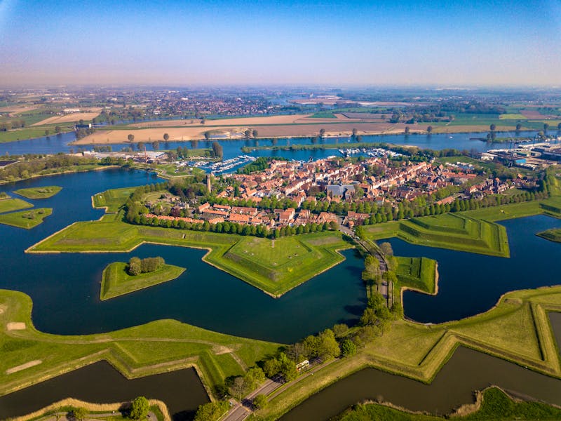 Panoramablick auf heusden mit Blick auf den Gelderland nordbrant fluss - ©Eugen - stock.adobe.com