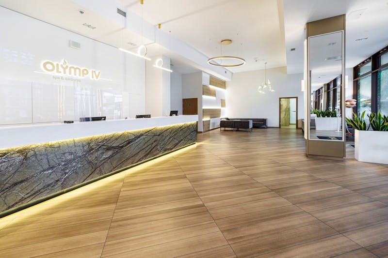 Rezeption im Hotel Olymp 4 – ©IdeaSpa