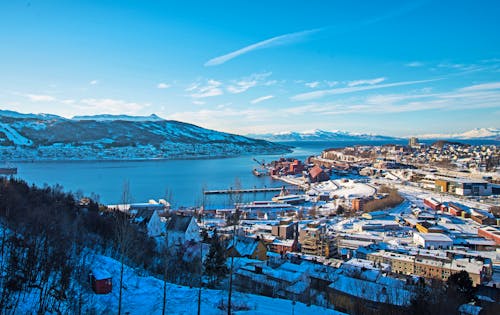 Narvik am Ofotfjord in Nord-Norwegen &ndash; &copy; ? ?? - stock.adobe.com