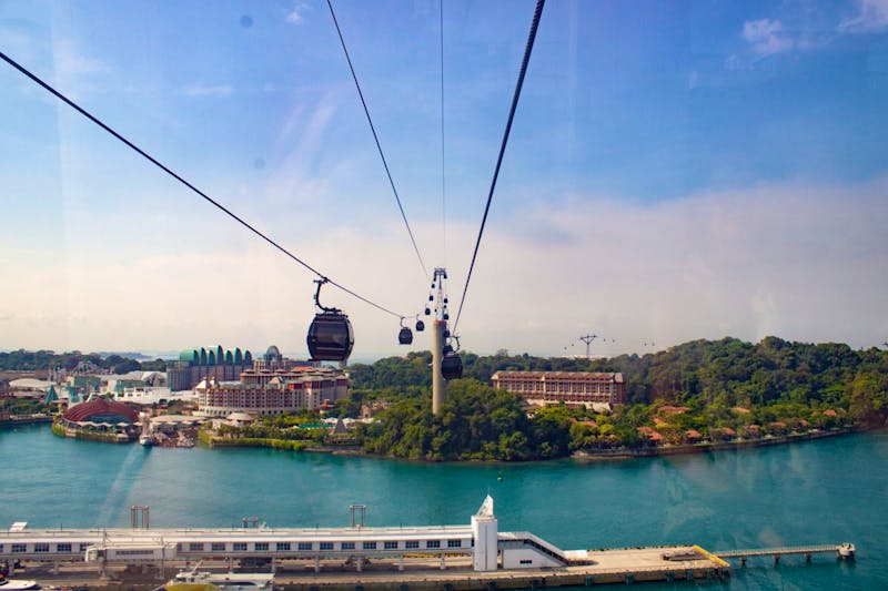 Seilbahnfahrt nach Sentosa Island - ©Vivien Fiedler - Eberhardt TRAVEL