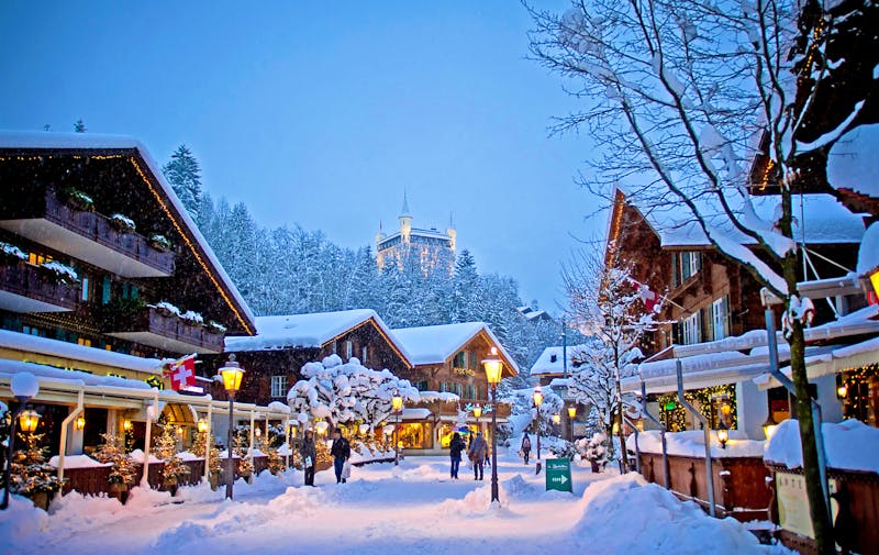 Winterstimmung in Gstaad - ©tommypiconefotografo - stock.adobe.com