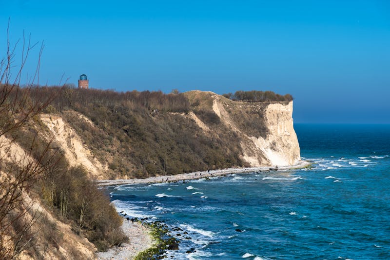 Blick auf die Steilküste am Kap Arkona - Insel Rügen - ©YVONNE WERNER - stock.adobe.com