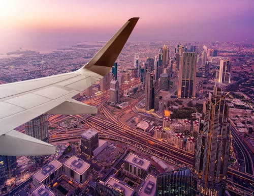 Flug über Dubai – © Felix Pergande - stock.adobe.com