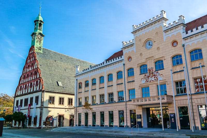 Zwickau - Rathaus mit Gewandhaus - ©Animaflora PicsStock - stock.ado