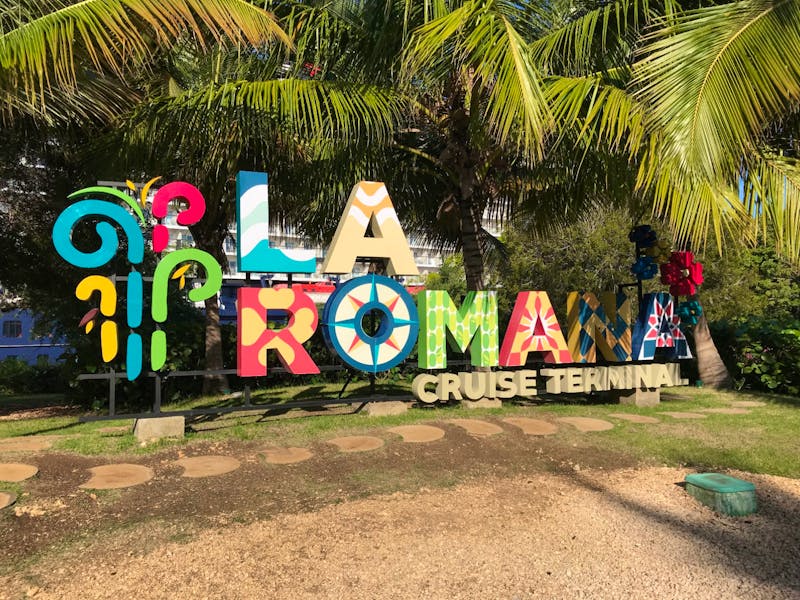 Am Kreuzfahrthafen La Romana - dominikanische Republik - ©Laura Wonneberger - Eberhardt TRAVEL