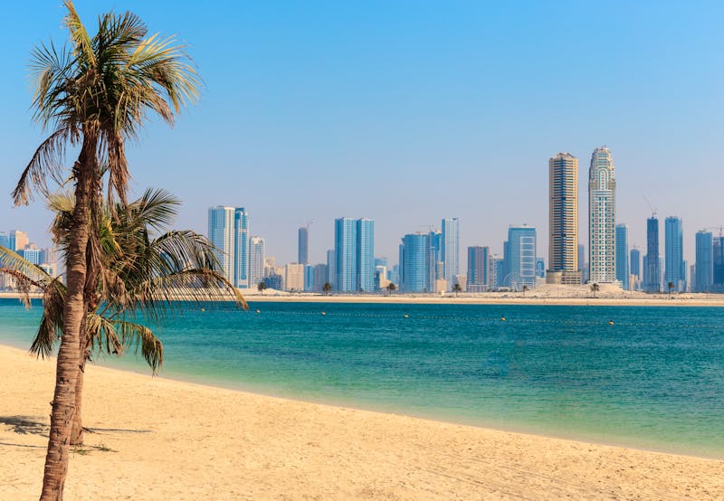 Weißer Strand im Jumeirah Beach Park in Dubai  - ©arbalest - stock.adobe.com