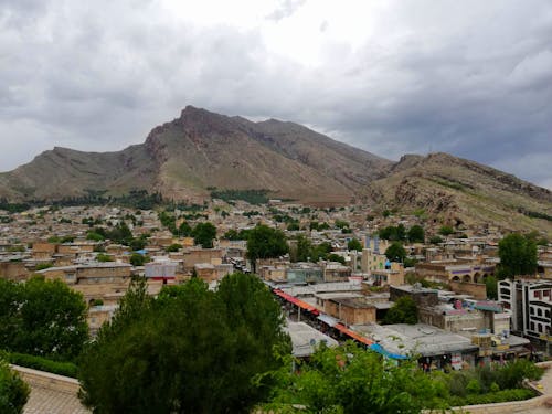 Blick auf Khoramabad &ndash; &copy; Astrid Janke - Eberhardt Travel