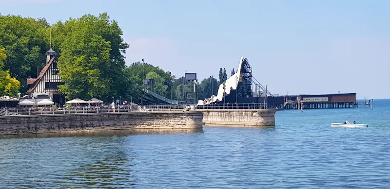 Bregenz - an der Uferpromenade  - &copy;Eberhardt TRAVEL GmbH - Marion Kottlos