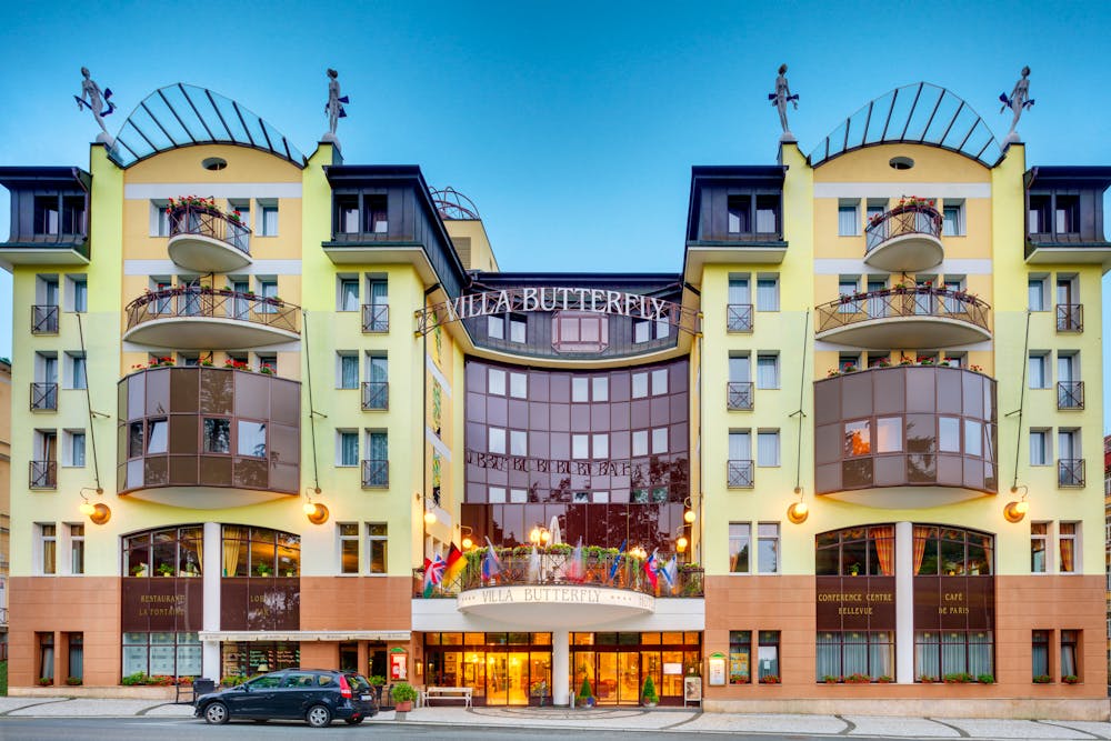 Marienbad - Ensana Health Spa Hotel Butterfly - Aussenansicht &ndash; &copy; Jan Prerovsky
