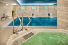 Marienbad - Ensana Health Spa Hotel Vltava - Swimmingpool – © Jan Prerovsky