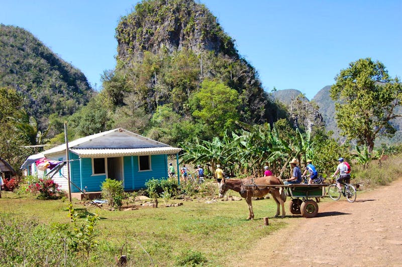 Besuch einer Familie im Vinales-Tal - ©Gunter Looss - Eberhardt TRAVEL