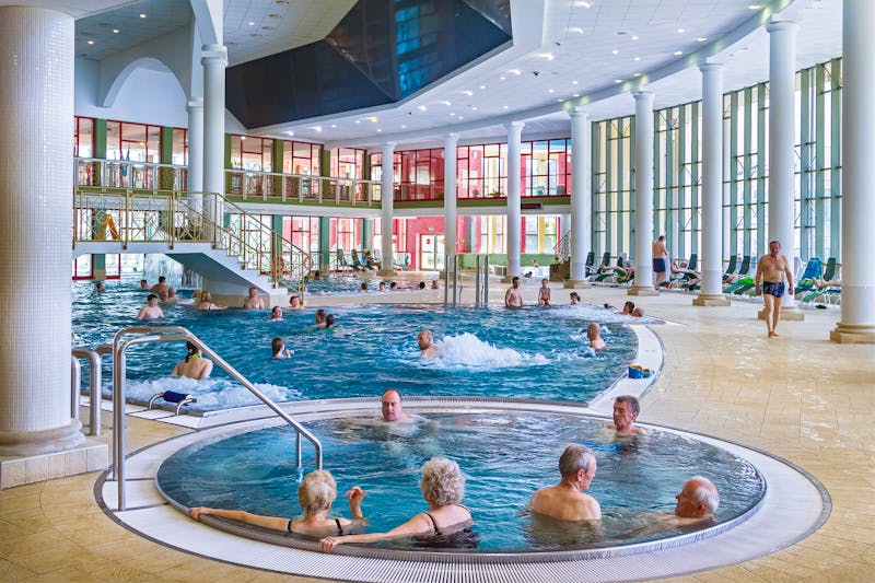 Franzensbad - AQUAFORUM Innenbecken – ©Sales Department Spa Resort Pawlik-Aquaforum