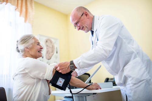 Franzensbad - Spa Resort Pawlik-Aquaforum - ärztliche Konsultation &ndash; &copy; Sales Department Spa Resort Pawlik-Aquaforum