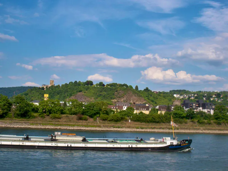Blick auf die Burg Lahneck bei Lahnstein  - &copy;Irene Schneider - Eberhardt Travel